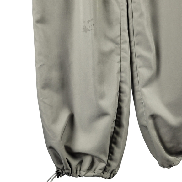 Edikted Asha Low Rise Nylon Cargo Parachute Pants Women's Size XS Light Green - Picture 5 of 13